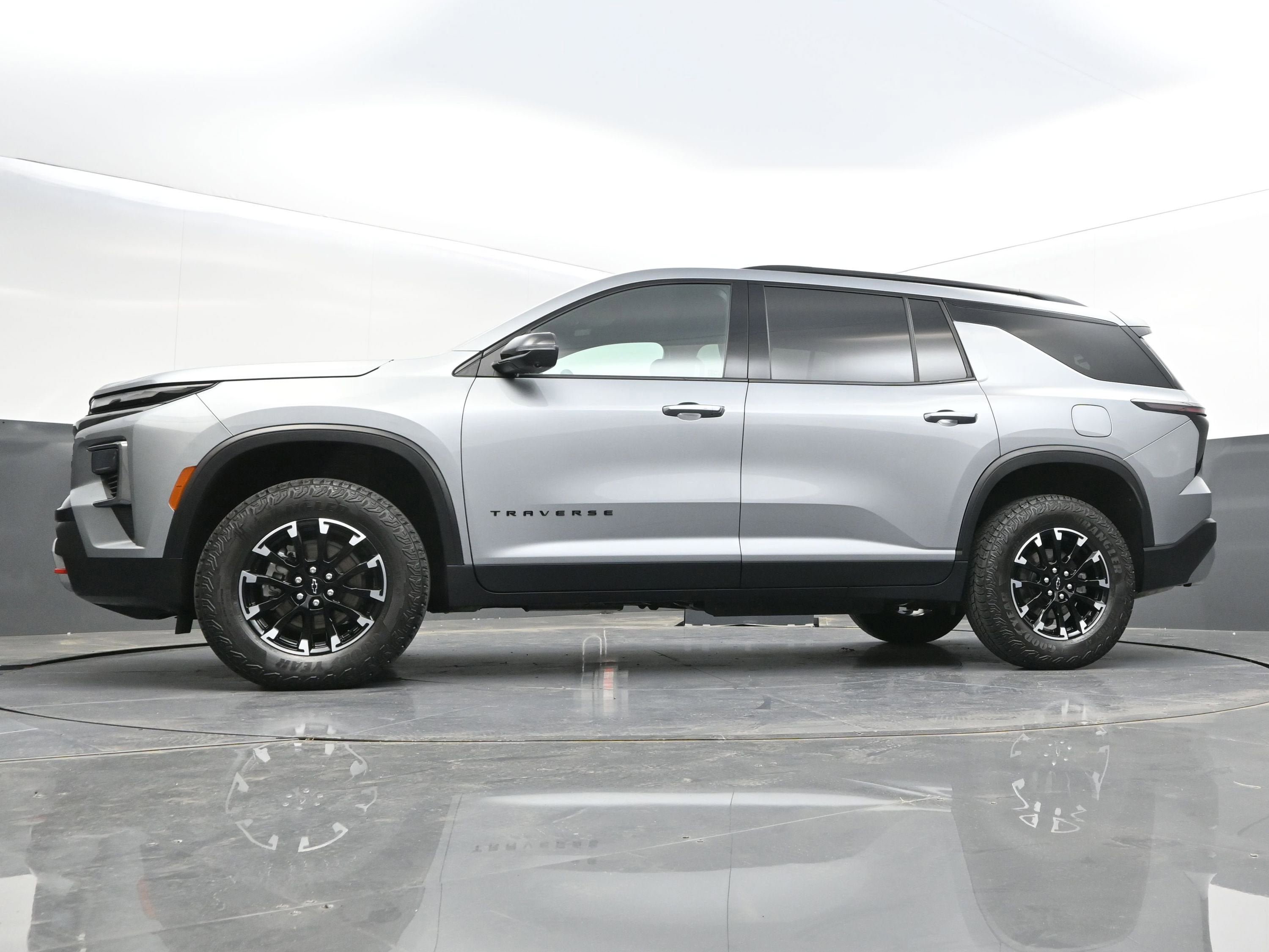 Certified 2024 Chevrolet Traverse Z71 AWD/4WD image 44