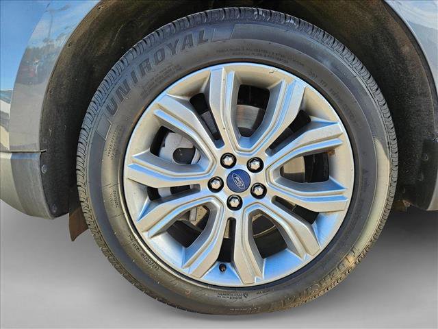 Used 2022 Ford Edge Titanium image 22