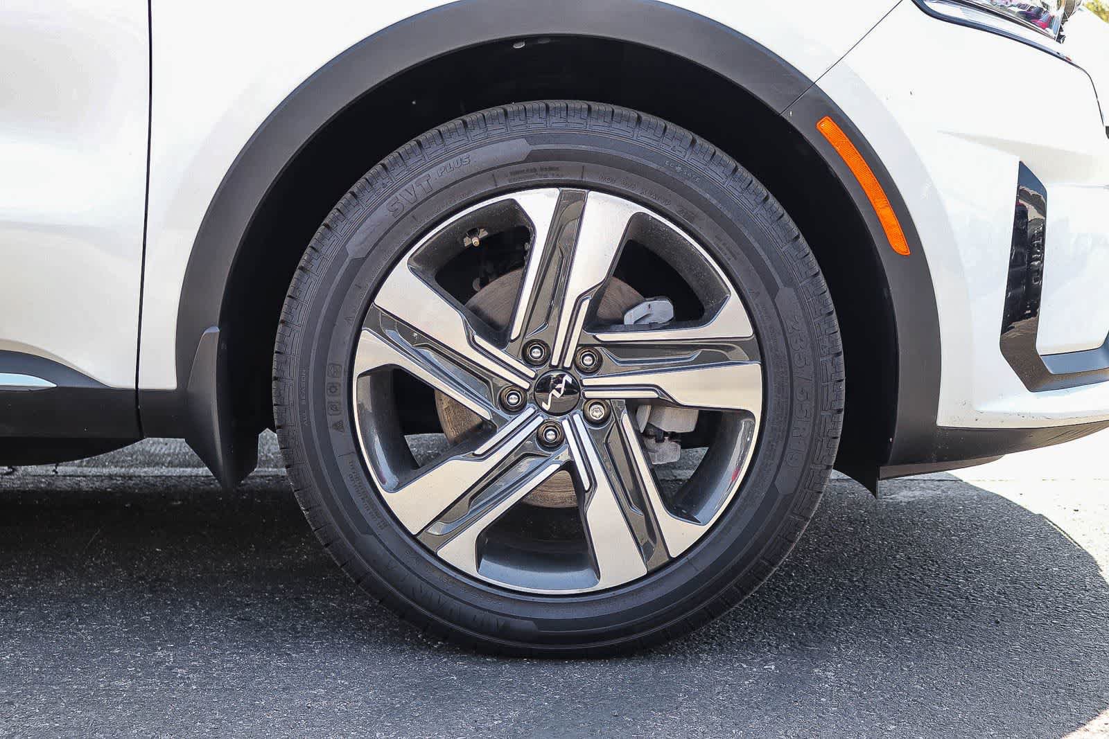 Used 2023 Kia Sorento EX AWD/4WD image 10