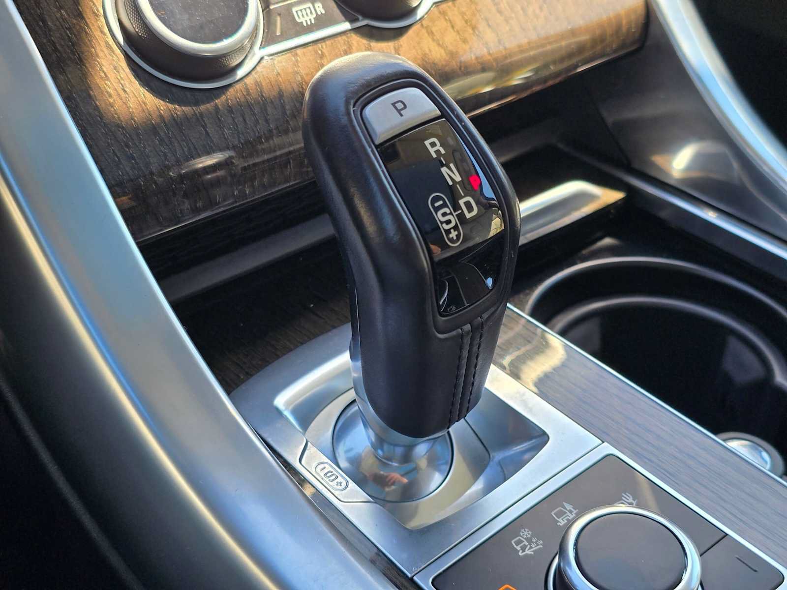 Used 2016 Land Rover Range Rover Sport HSE AWD/4WD image 34
