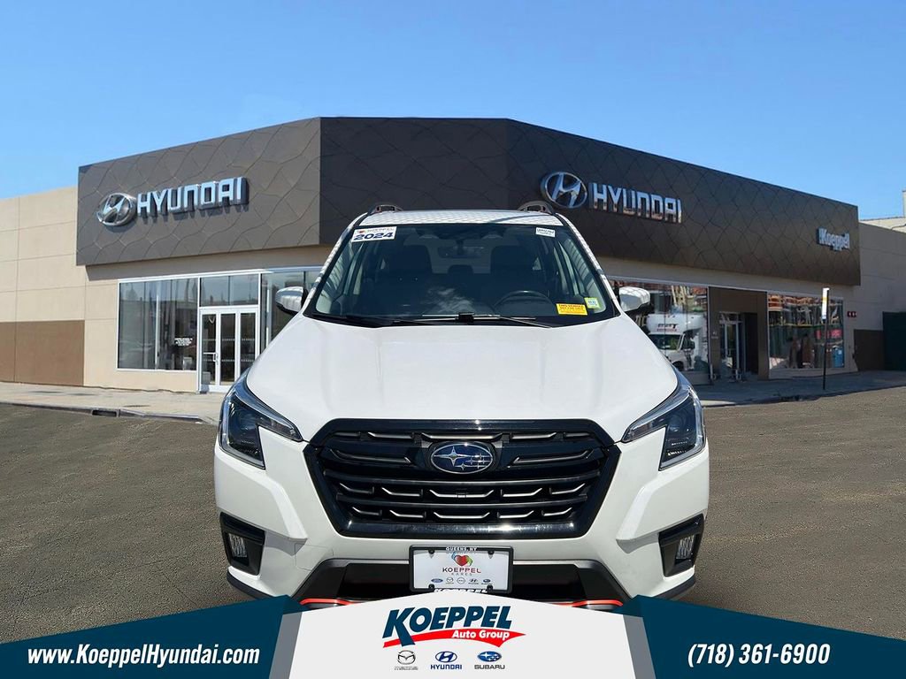 Used 2024 Subaru Forester Sport AWD/4WD image 2
