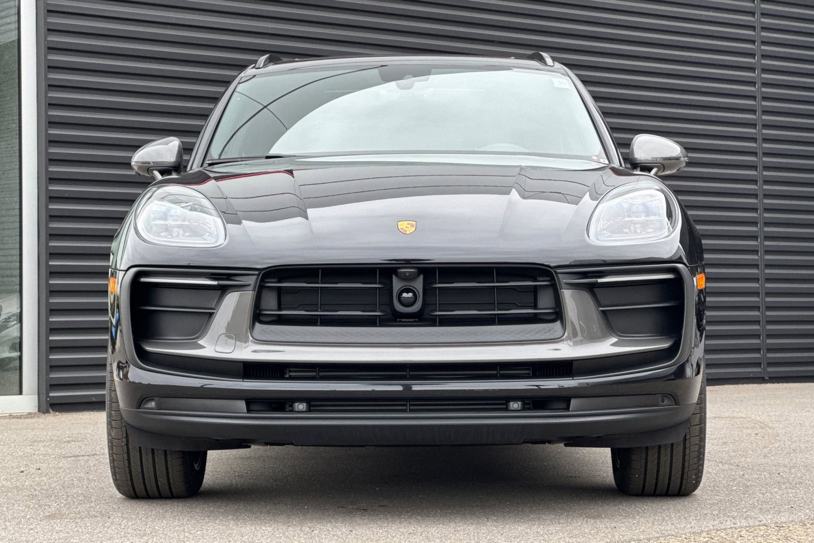 New 2025 Porsche Macan Turbo image 11