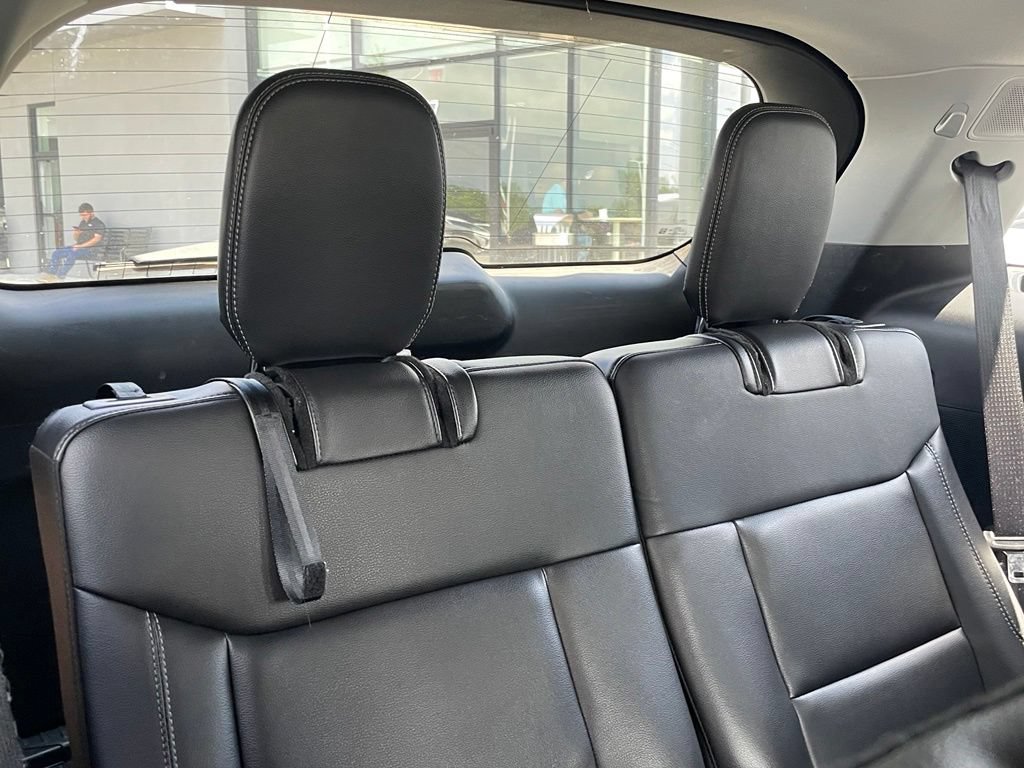 Used 2024 Ford Explorer Limited AWD/4WD image 27