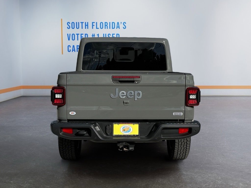 Used 2021 Jeep Gladiator Overland image 4