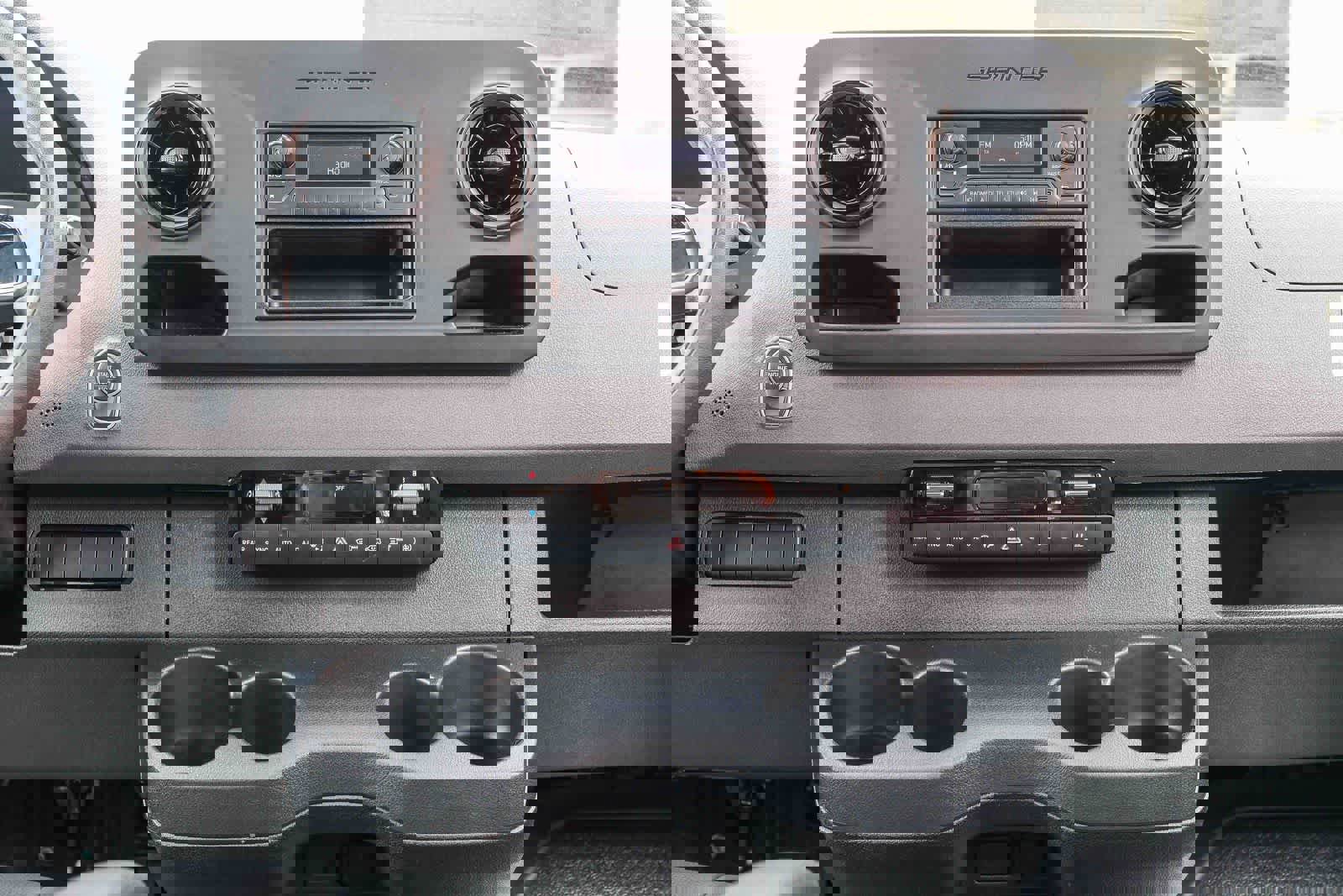 Used 2022 Mercedes-Benz Sprinter 2500 image 15