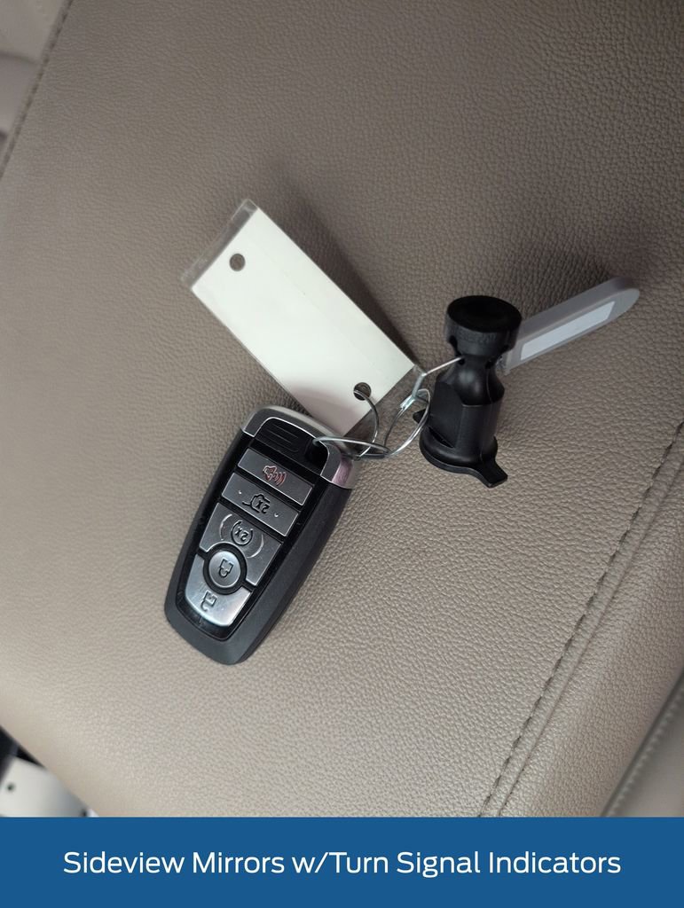 Used 2023 Ford Expedition XLT image 44