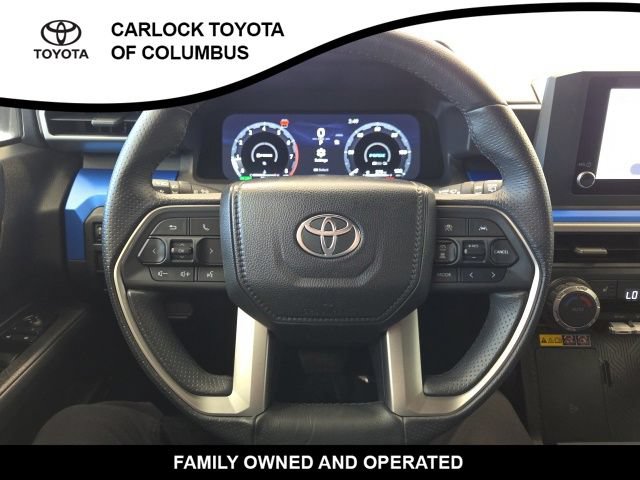 Used 2025 Toyota 4Runner TRD Off-Road AWD/4WD image 22