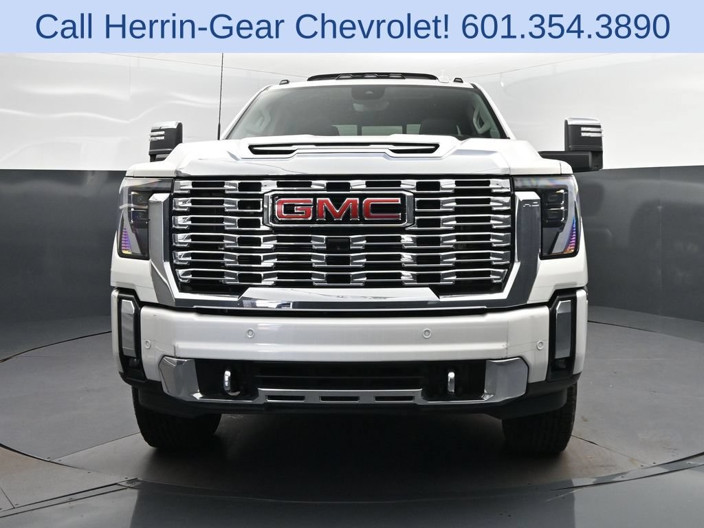 Used 2024 GMC Sierra 2500 Denali w/ Denali Reserve Package AWD/4WD image 10