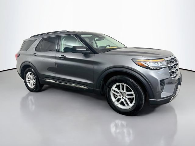 Used 2025 Ford Explorer Active RWD image 23