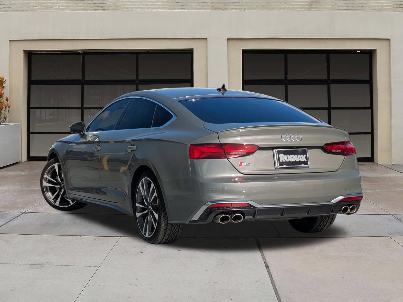 Used 2023 Audi S5 Premium Plus w/ Premium Plus Package AWD/4WD image 2