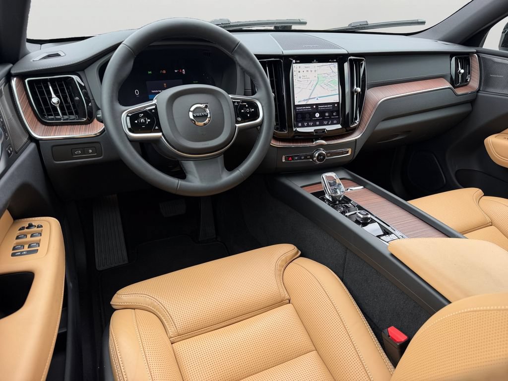 Certified 2025 Volvo XC60 T8 Ultra w/ Climate Package AWD/4WD image 13