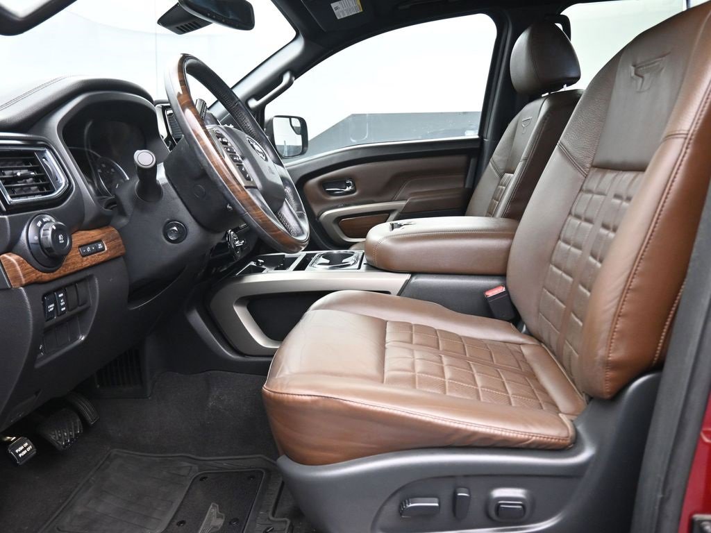 Used 2021 Nissan Titan Platinum Reserve w/ Moonroof Package image 9