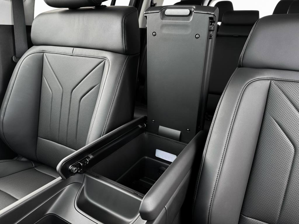 New 2025 Hyundai Santa Fe SEL image 19