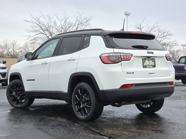 Used 2024 Jeep Compass Latitude w/ Convenience Group image 25