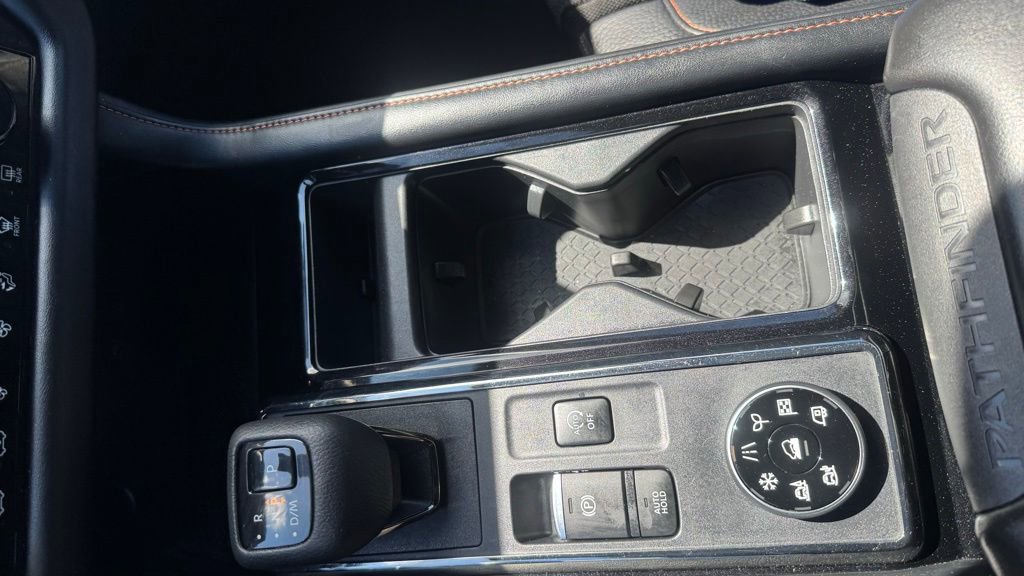 Used 2023 Nissan Pathfinder Rock Creek AWD/4WD image 15