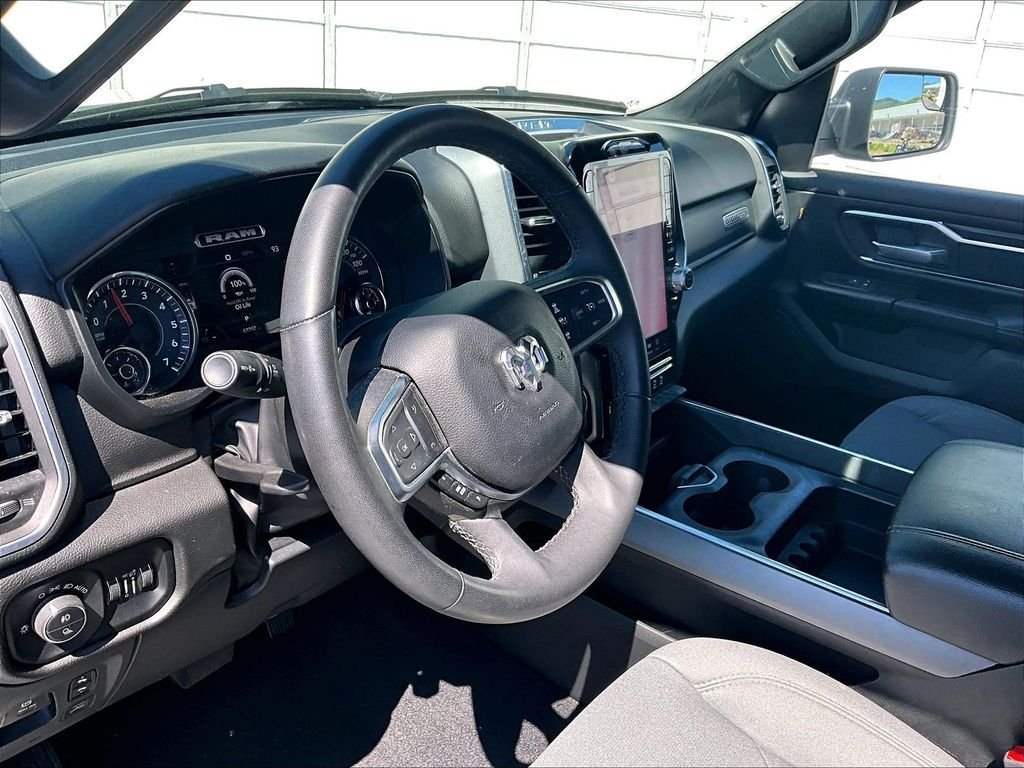 Used 2025 RAM 1500 Big Horn AWD/4WD image 8
