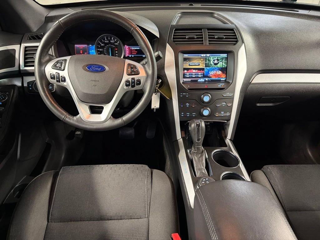 Used 2012 Ford Explorer XLT AWD/4WD image 8