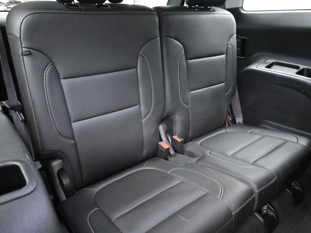 Used 2023 GMC Acadia SLT image 9