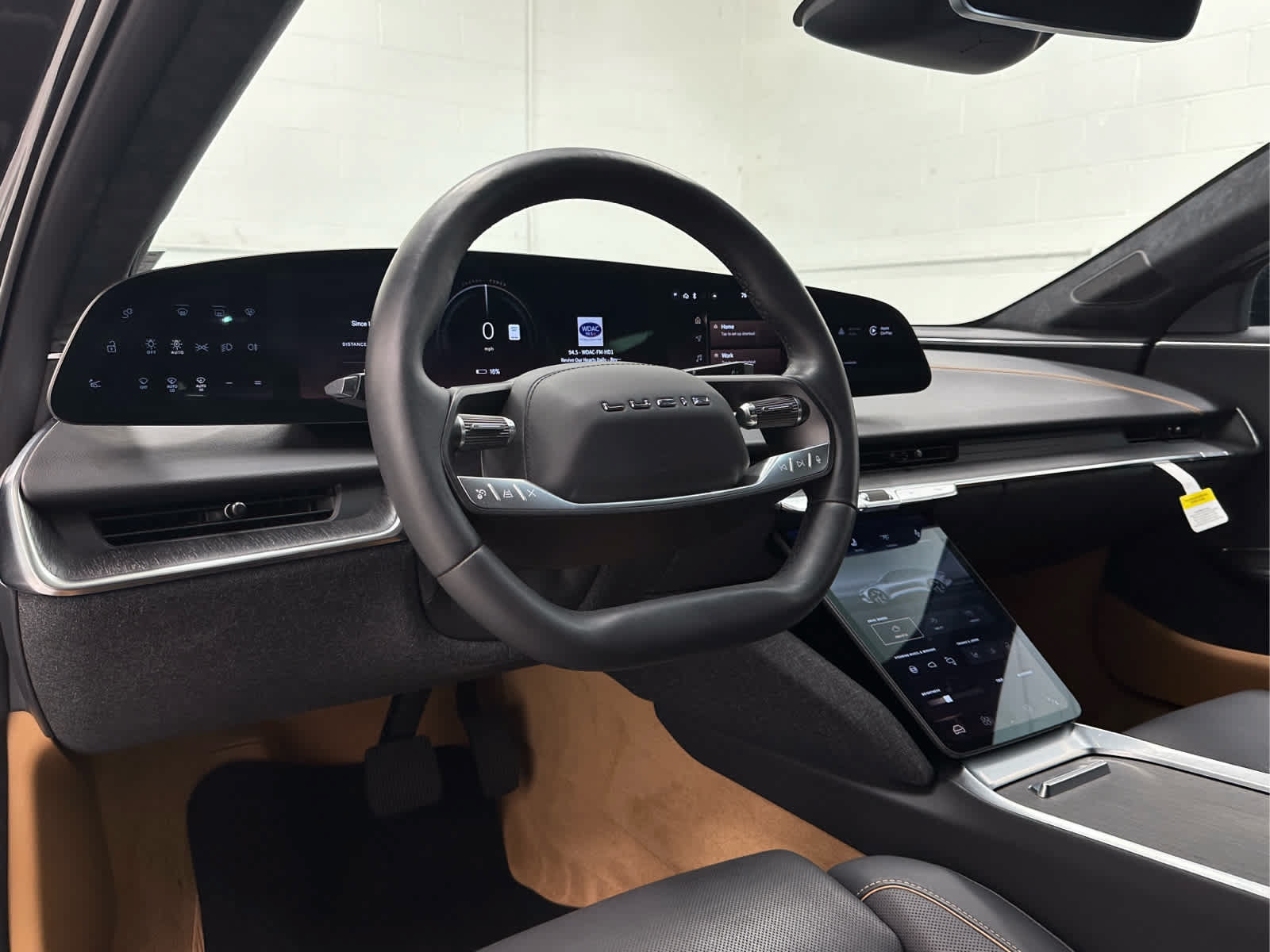 Used 2024 Lucid Air Touring AWD/4WD image 10