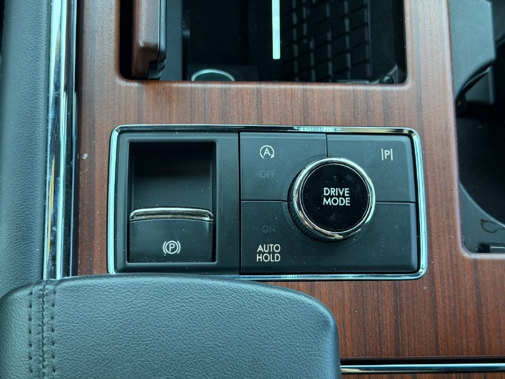 Certified 2023 Lincoln Navigator Reserve AWD/4WD image 25