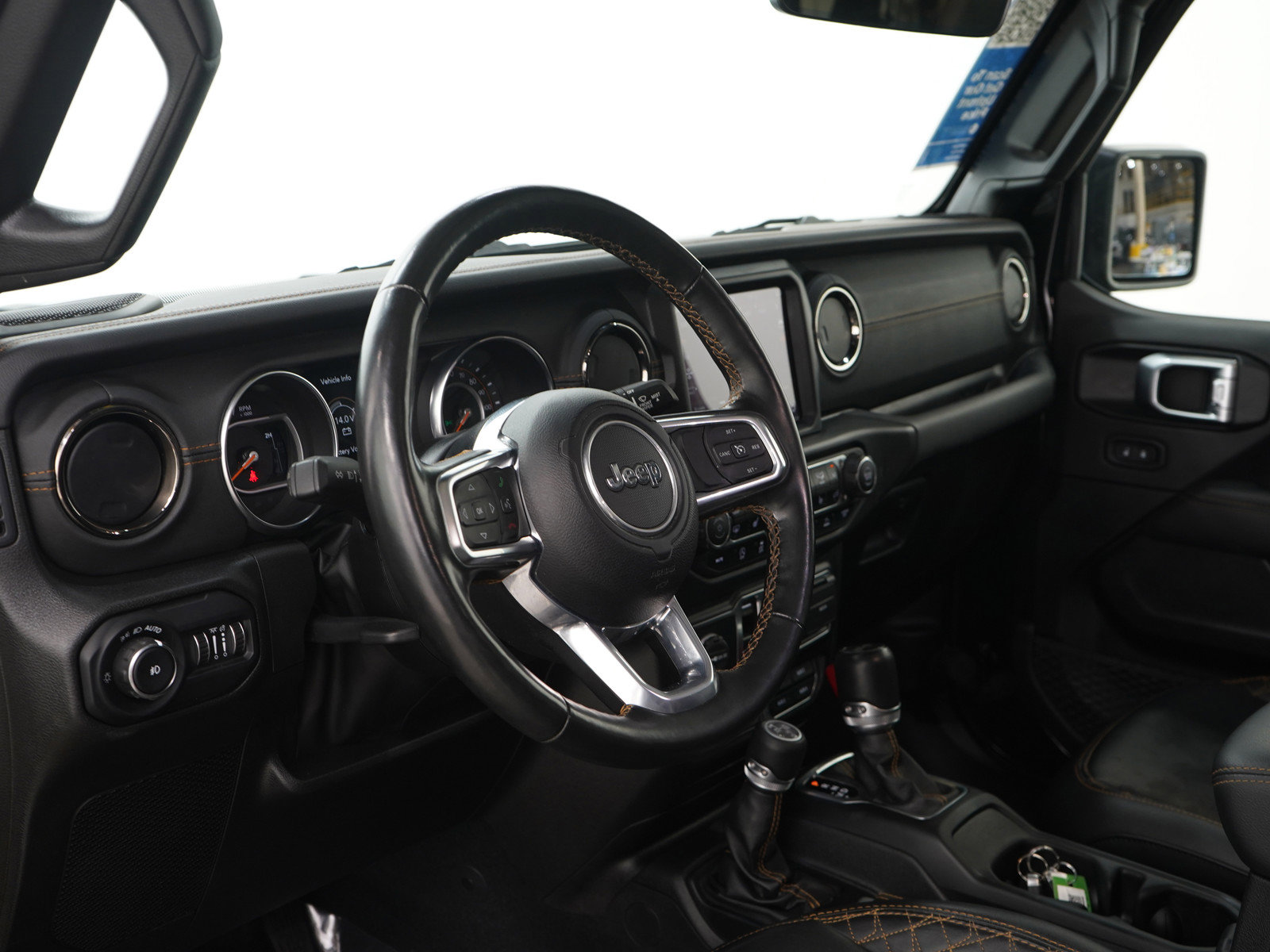 Used 2022 Jeep Wrangler Unlimited Sahara image 23