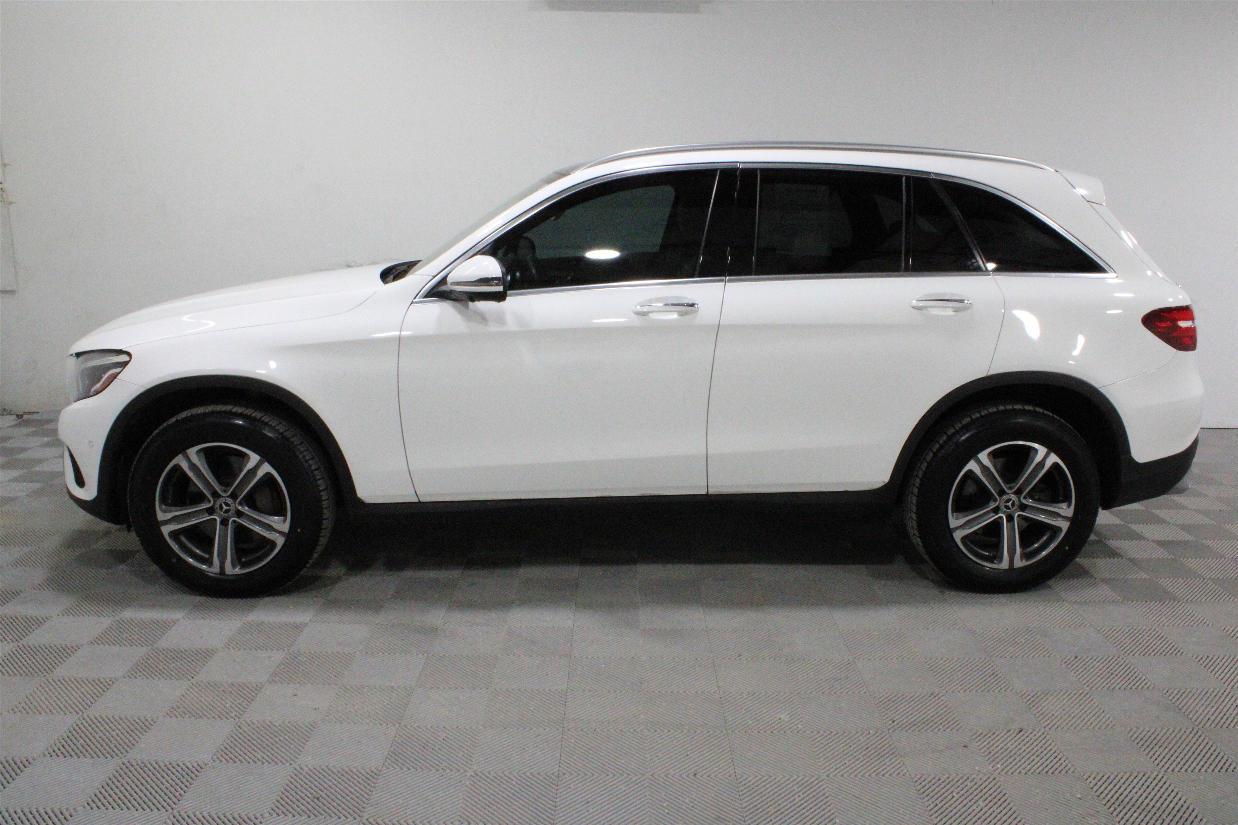 Used 2018 Mercedes-Benz GLC 300 image 30
