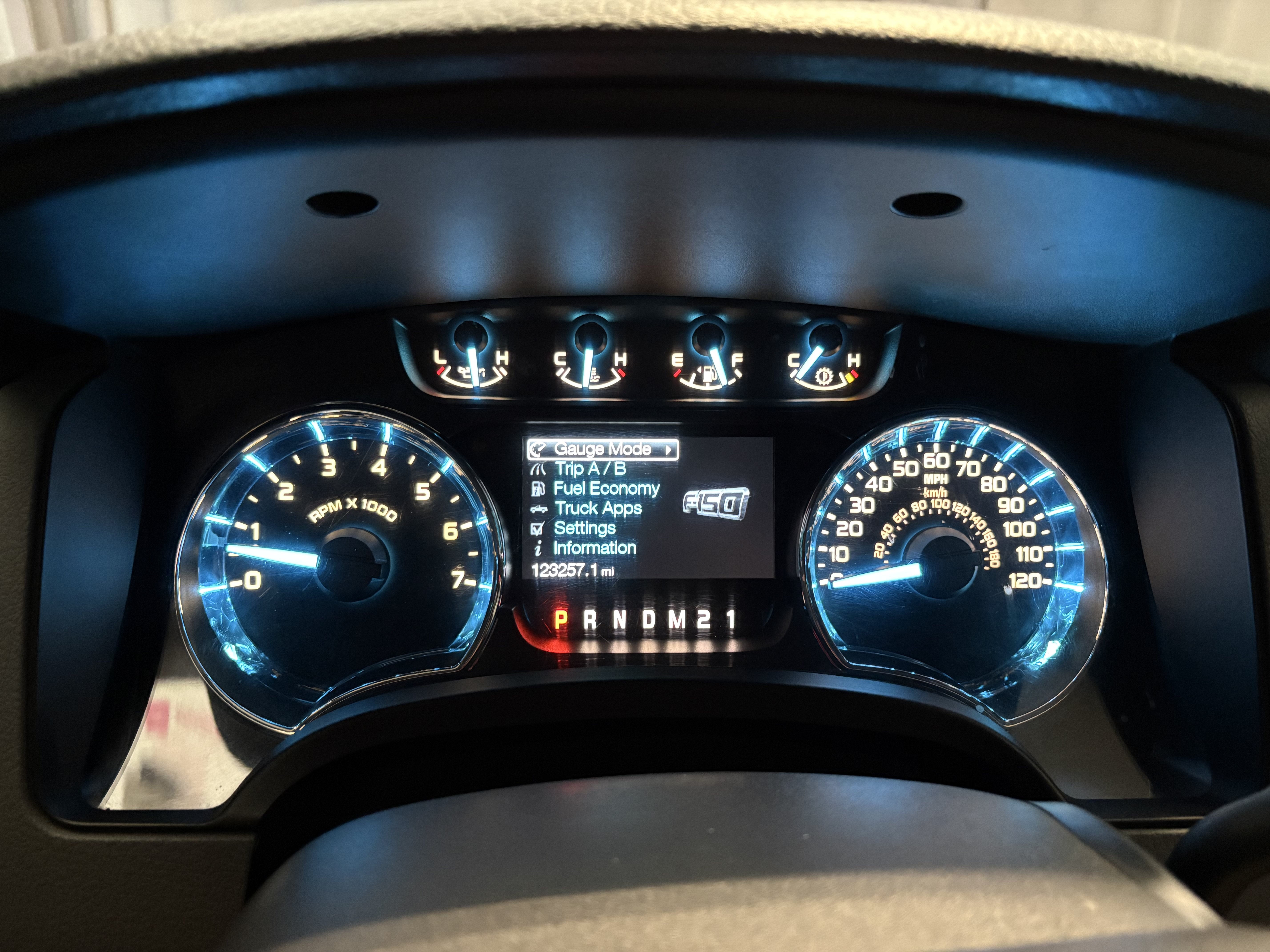 Used 2011 Ford F150 XLT w/ XLT Chrome Pkg RWD image 18