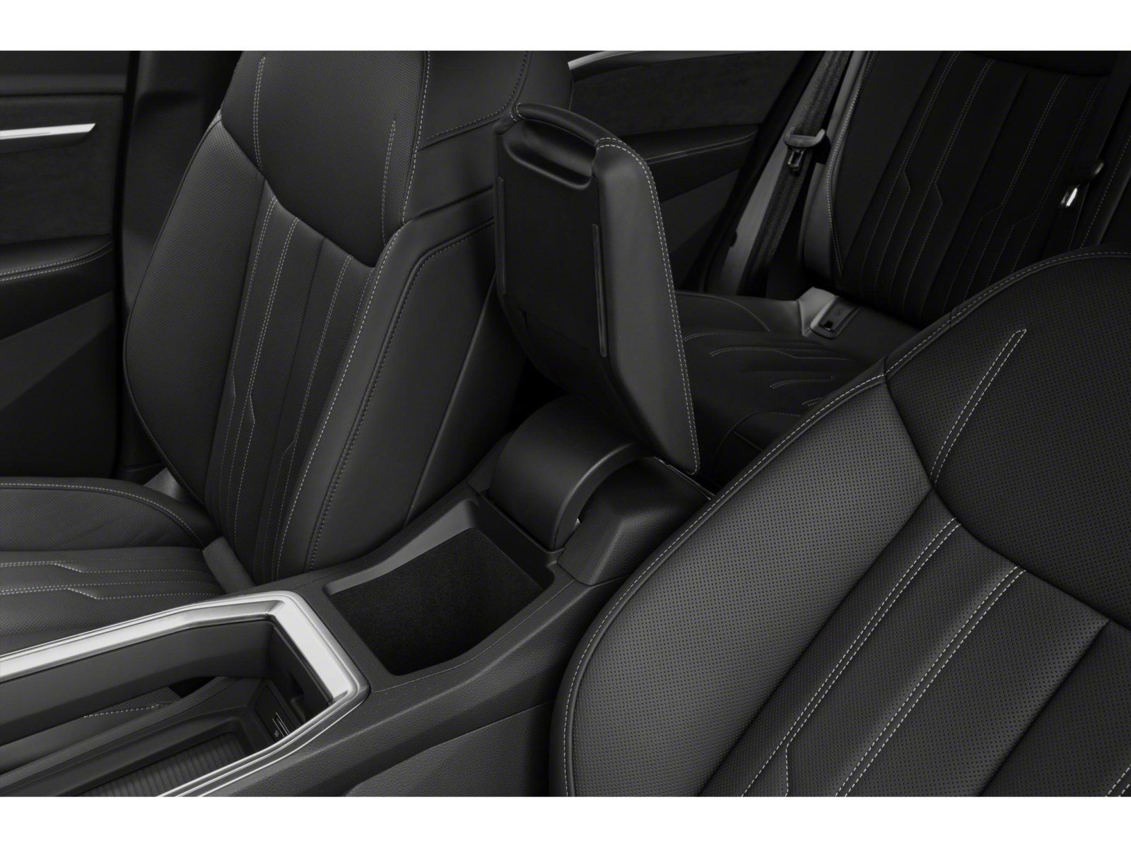 Used 2021 Audi e-tron Premium w/ Convenience Plus Package AWD/4WD image 9