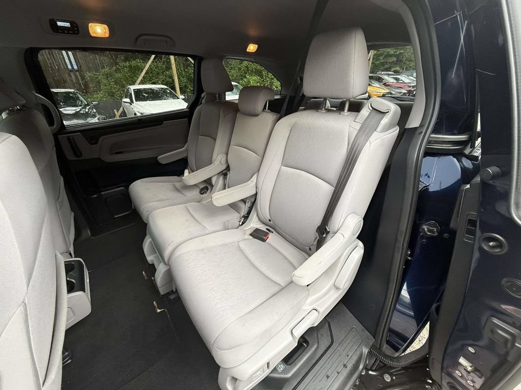 Used 2019 Honda Odyssey EX image 13