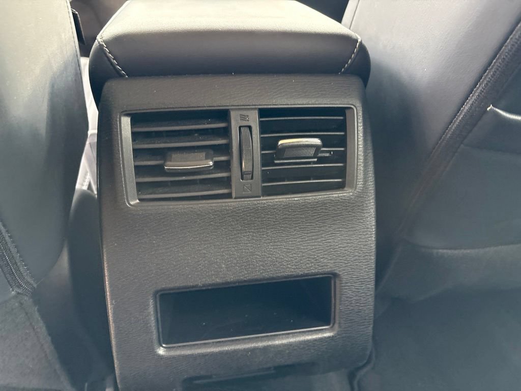 Used 2025 Mitsubishi Outlander SE AWD/4WD image 20