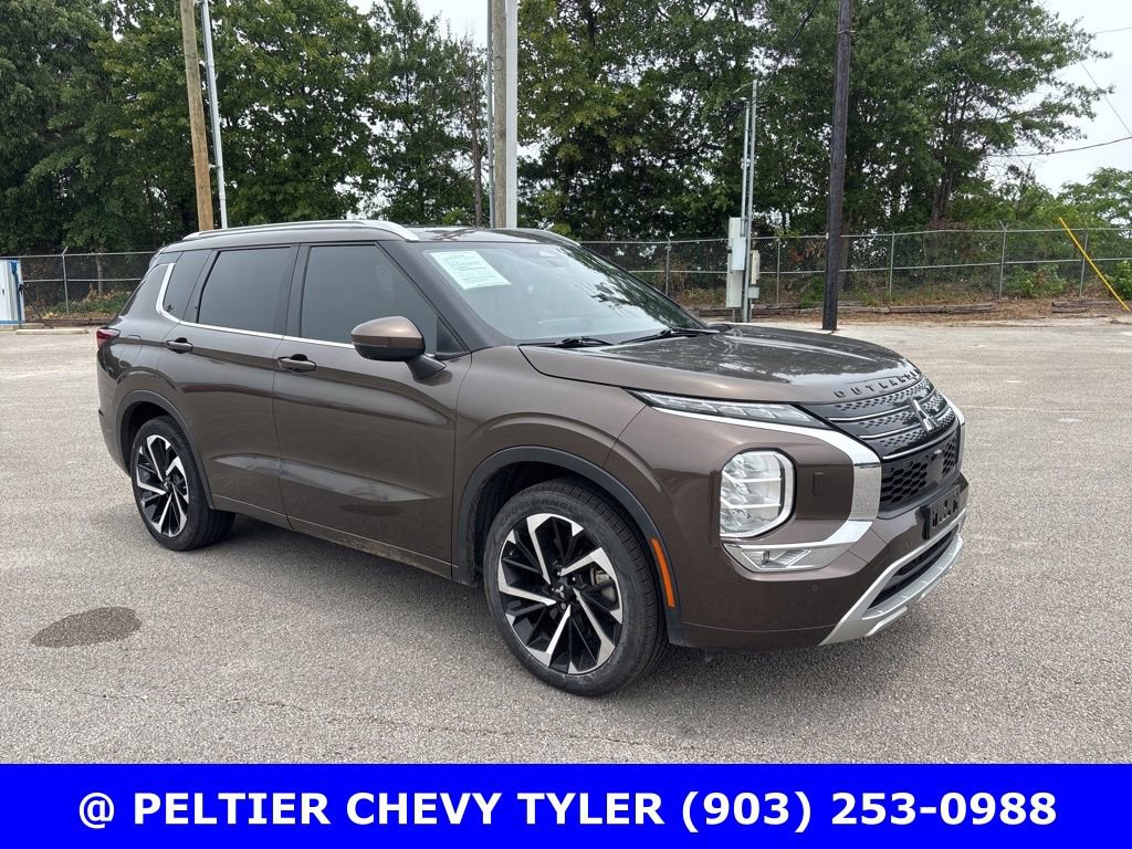 Used 2022 Mitsubishi Outlander SEL AWD/4WD image 1