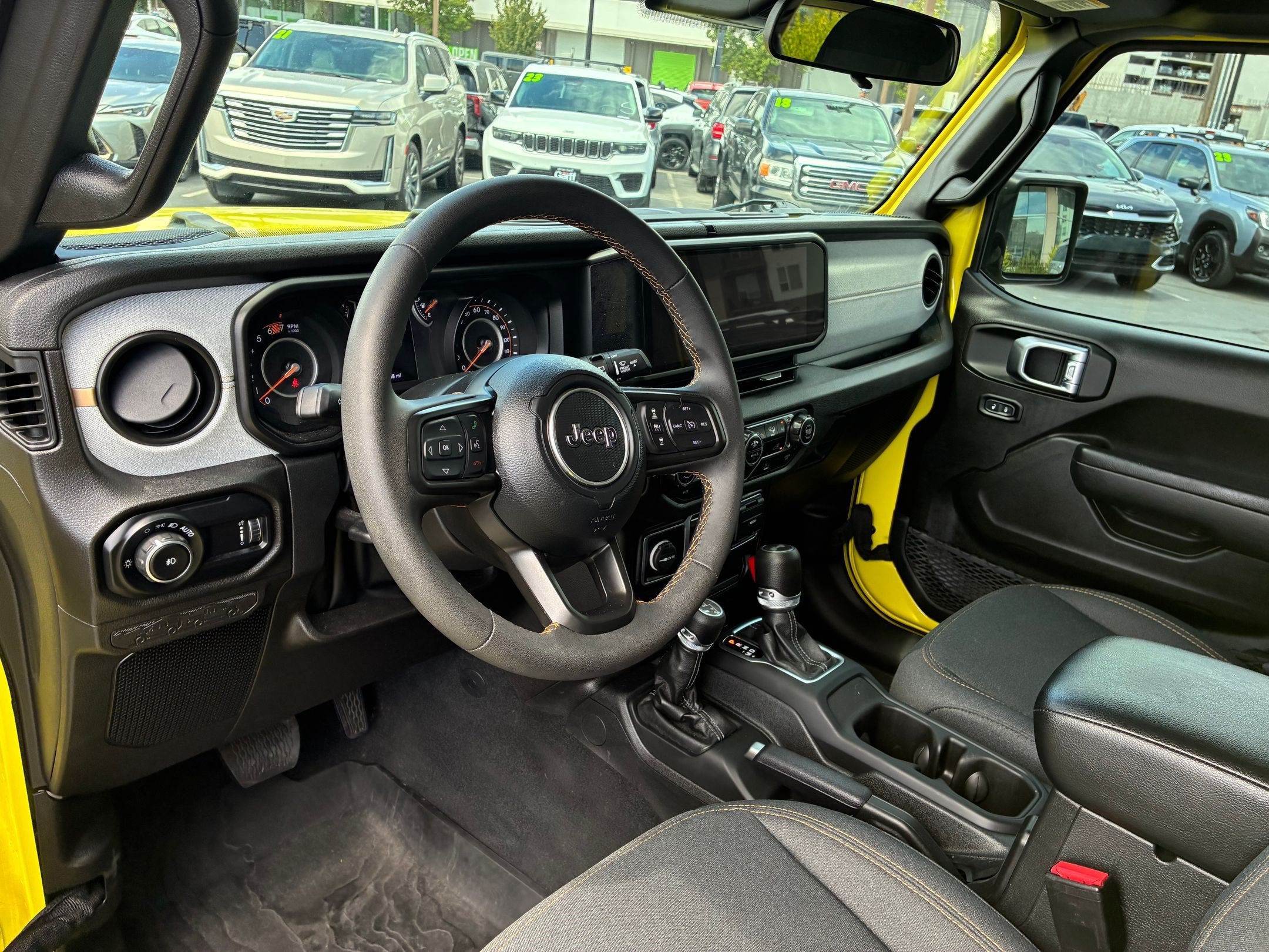 Used 2024 Jeep Wrangler Unlimited Sport AWD/4WD image 15