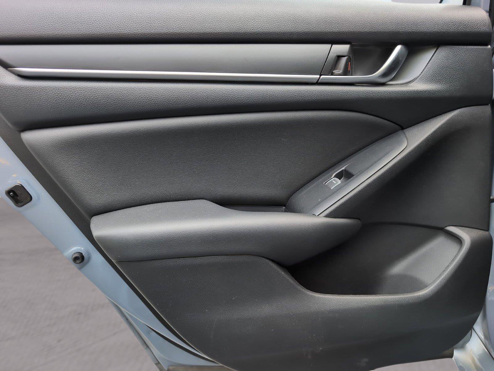 Used 2022 Honda Accord Sport image 34