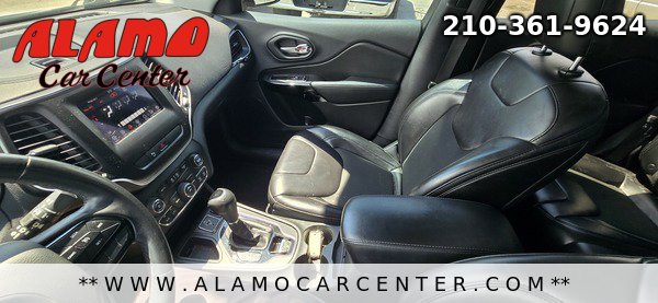 Used 2019 Jeep Cherokee Latitude Plus FWD image 37