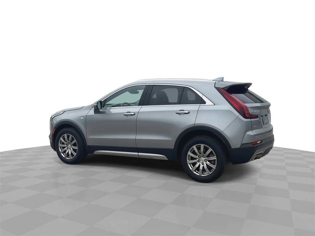 Used 2023 Cadillac XT4 Premium Luxury image 6