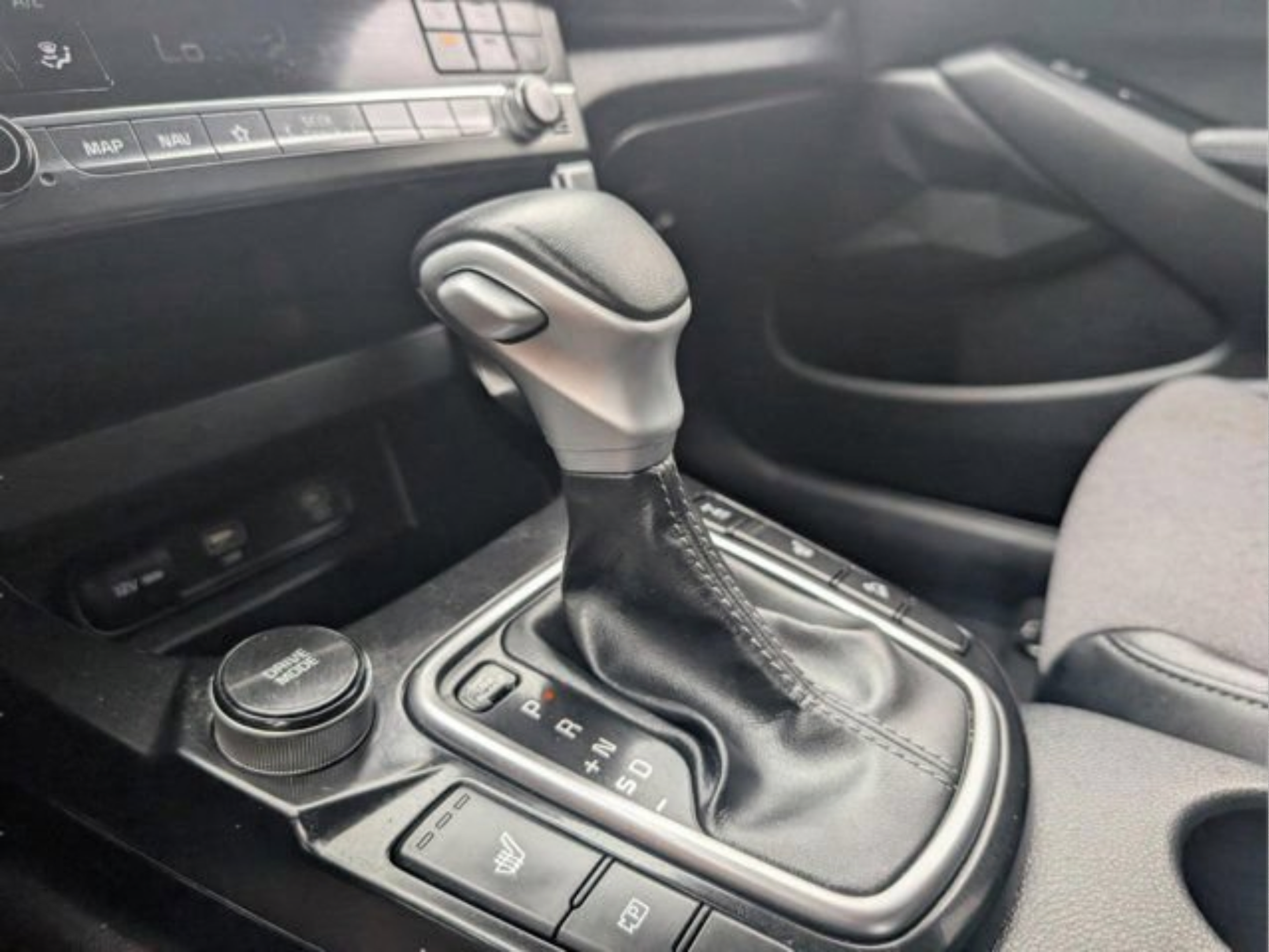 Used 2024 Kia Seltos X-Line AWD/4WD image 43