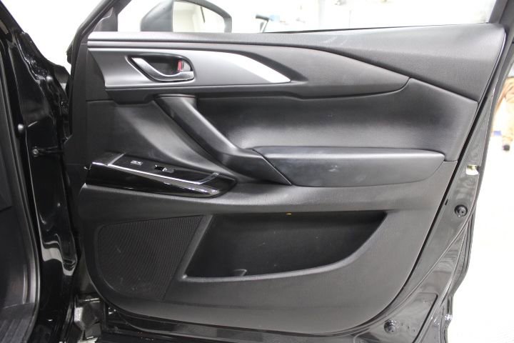 Used 2023 MAZDA CX-9 Touring image 26