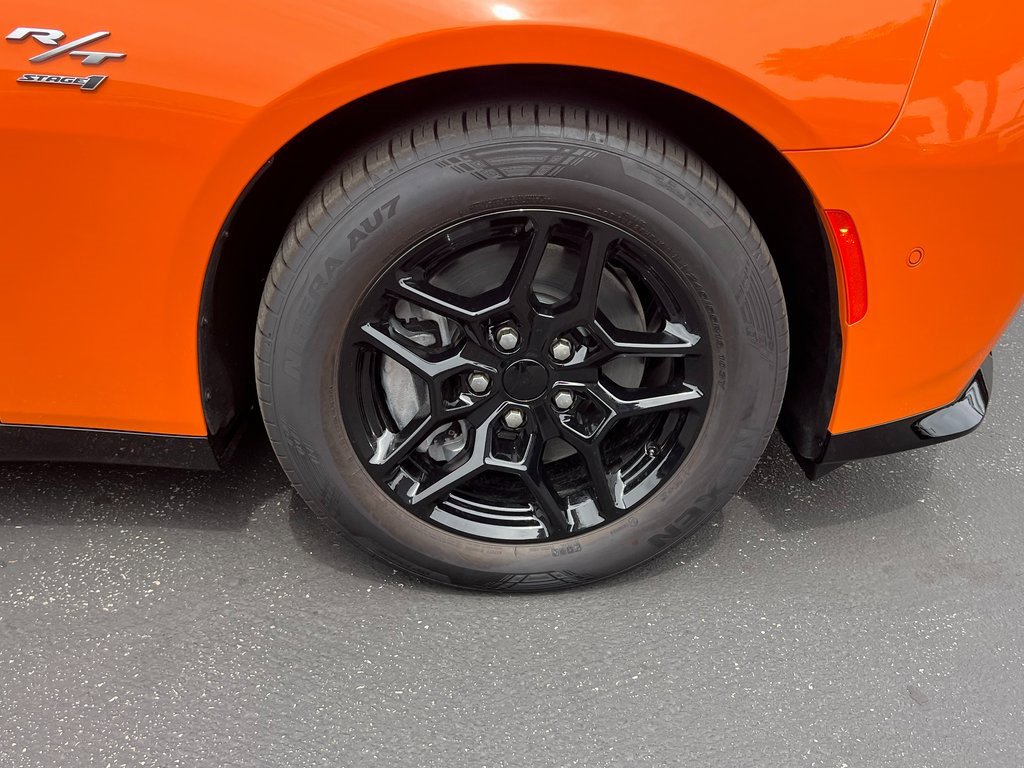 New 2025 Dodge Charger R/T w/ Sun & Sound Package image 9