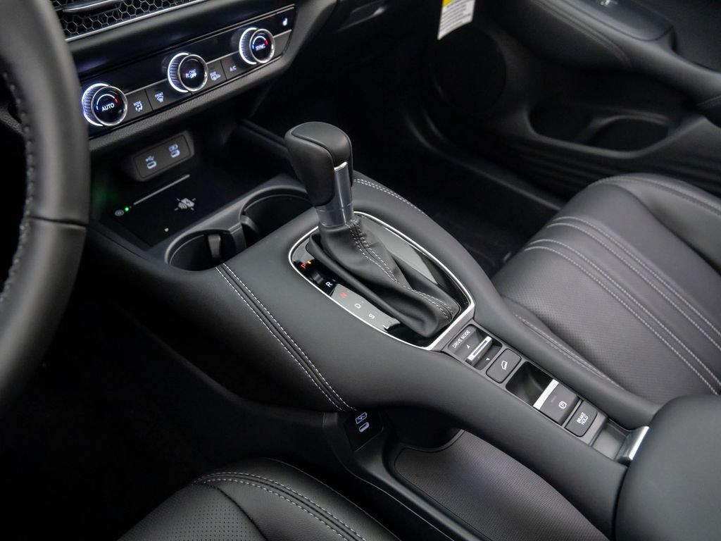 New 2026 Honda HR-V EX-L image 13