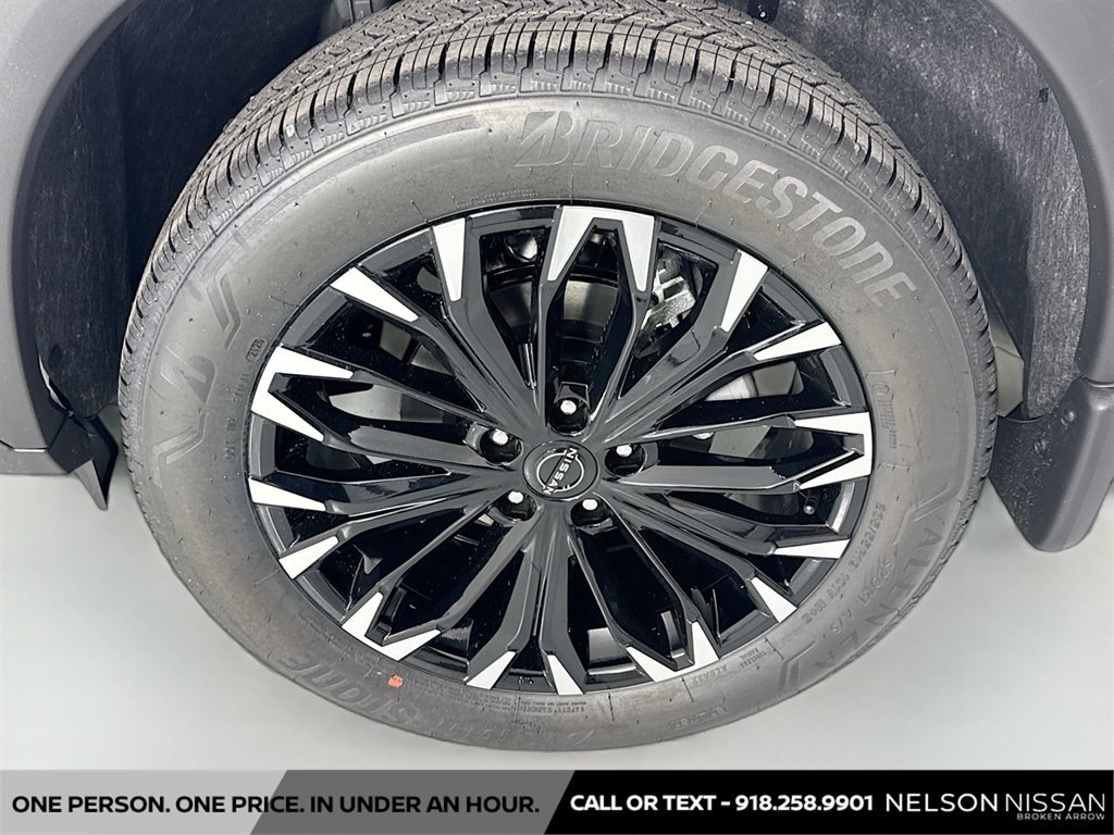 New 2026 Nissan Rogue Dark Armor FWD image 31