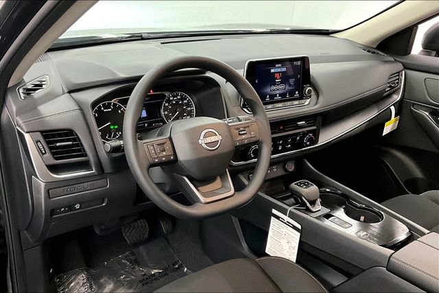 New 2025 Nissan Rogue S image 7
