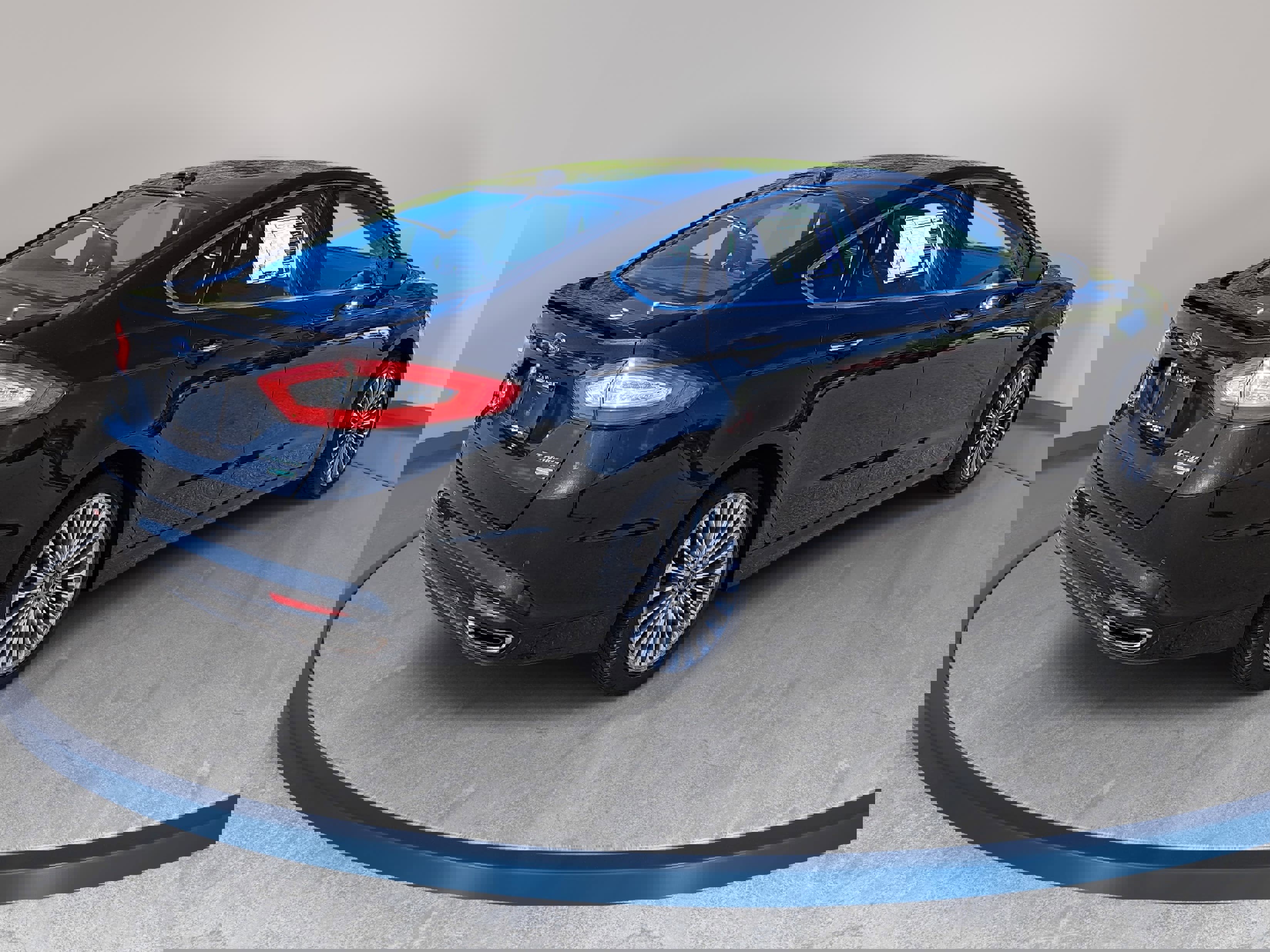 Used 2013 Ford Fusion Titanium FWD image 5