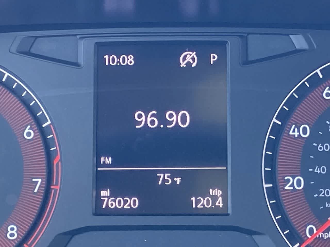 Used 2021 Volkswagen Jetta SE FWD image 15