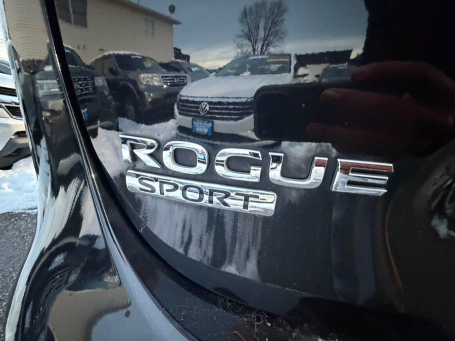 Used 2020 Nissan Rogue Sport S w/ Appearance Package AWD/4WD image 17