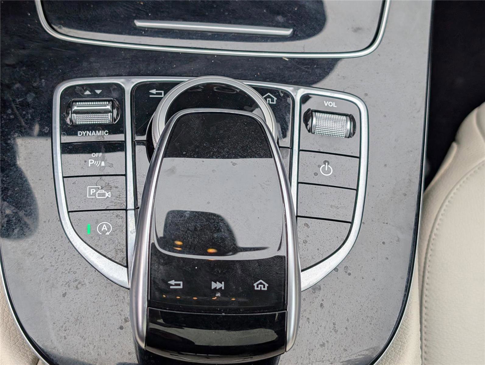 Used 2017 Mercedes-Benz E 300 4MATIC image 26