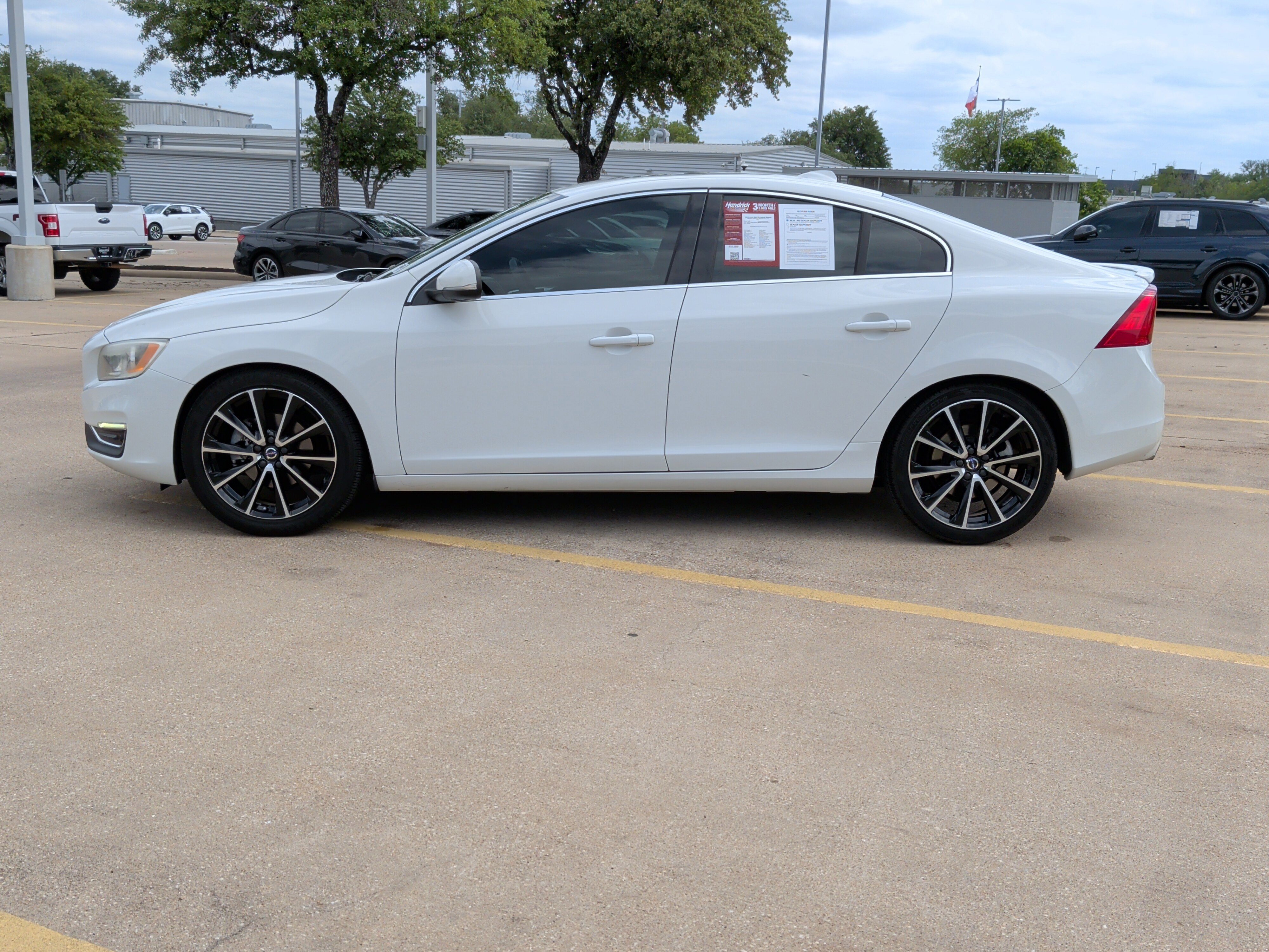 Used 2016 Volvo S60 T5 Premier w/ Convenience Package FWD image 7