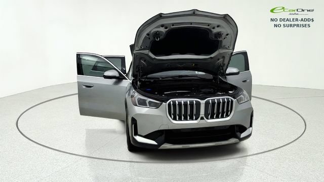 Used 2025 BMW X1 xDrive28i AWD/4WD image 10