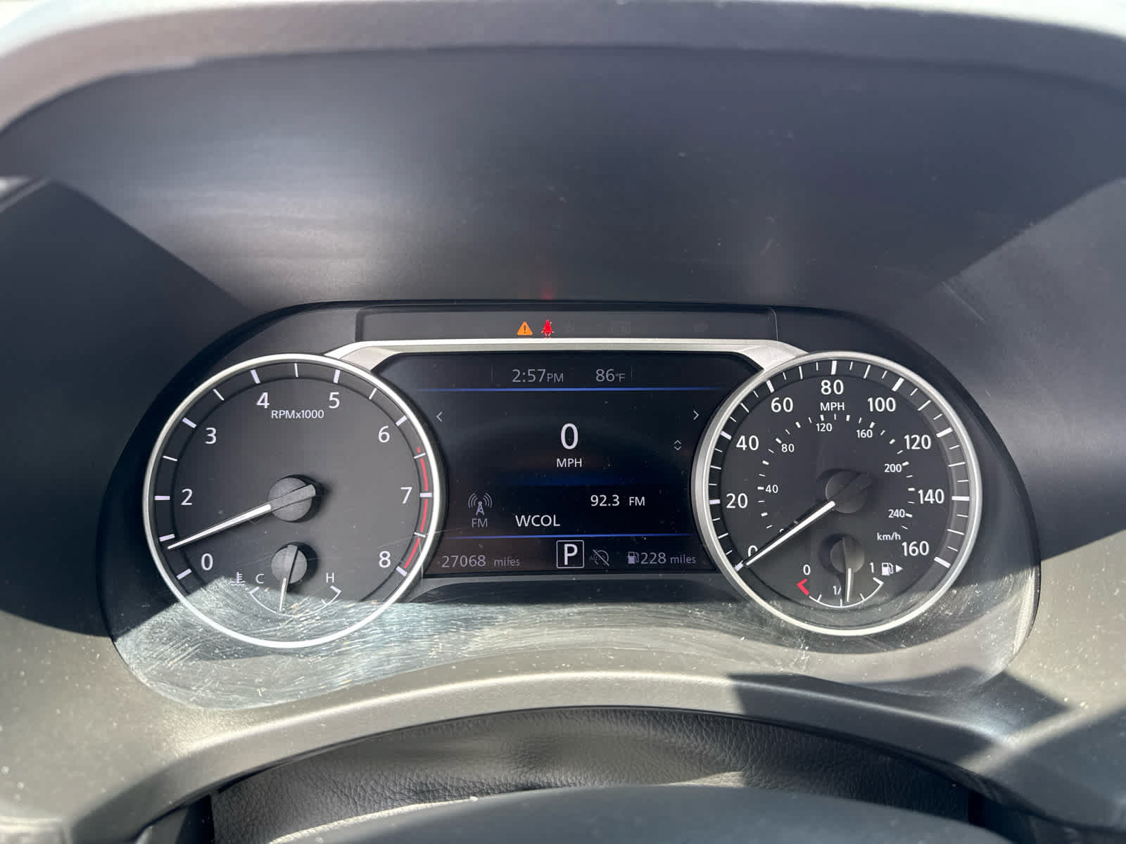 Used 2024 Nissan Sentra SV FWD image 14