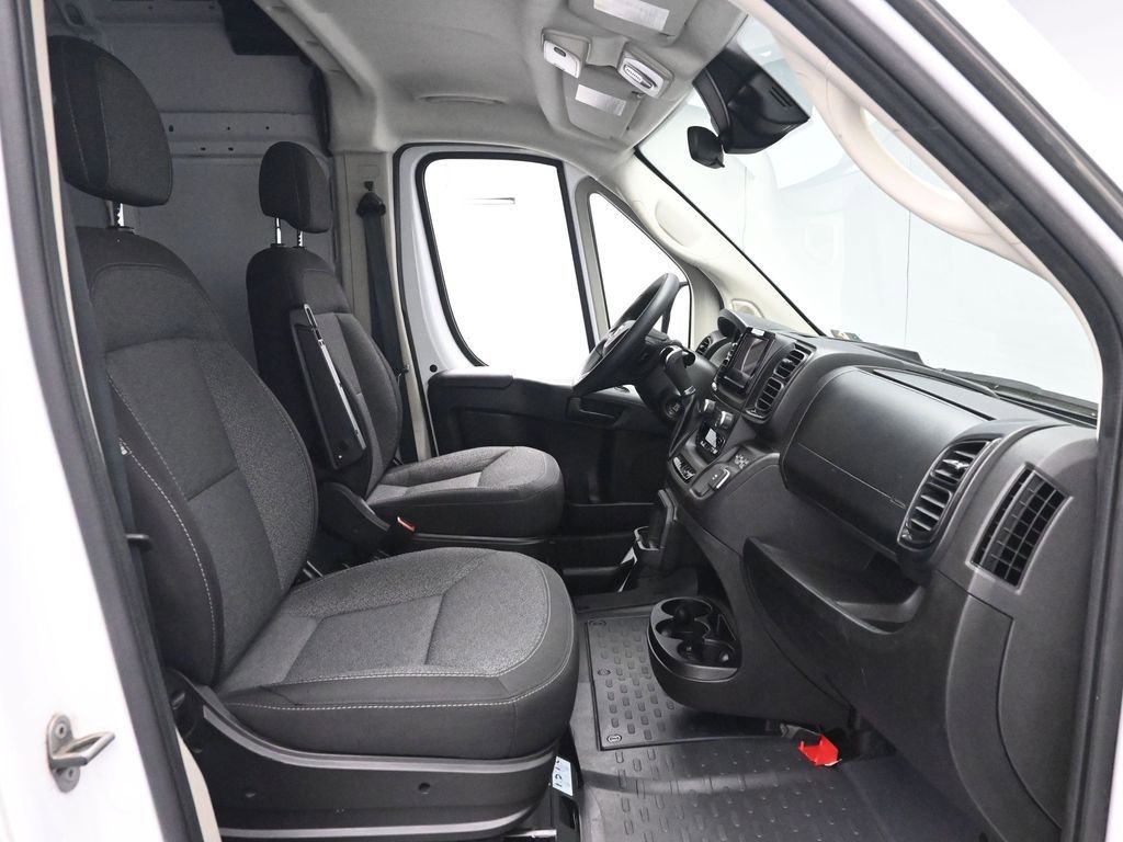 Used 2022 RAM ProMaster 2500 image 21
