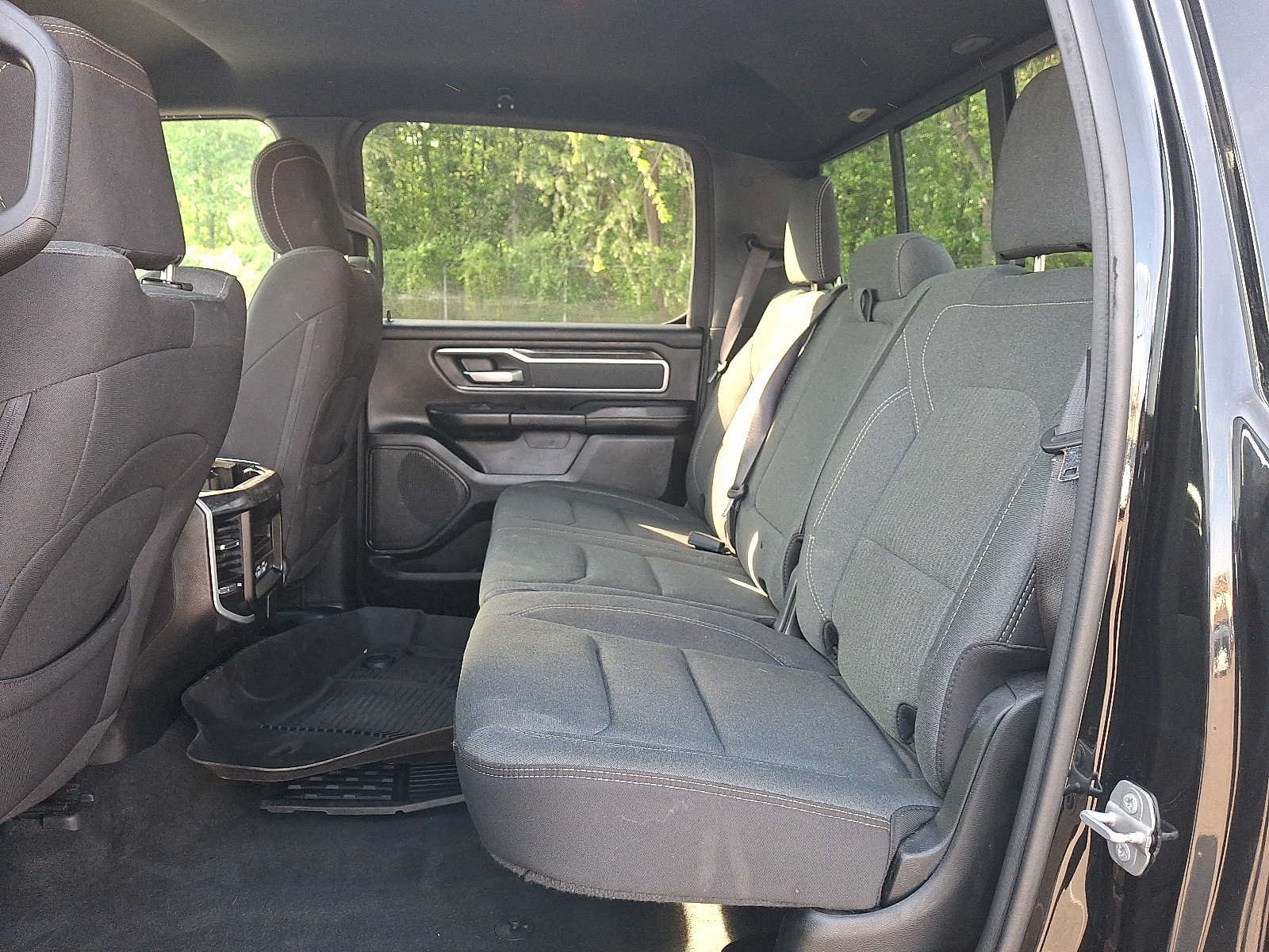 Used 2022 RAM 1500 Big Horn AWD/4WD image 11